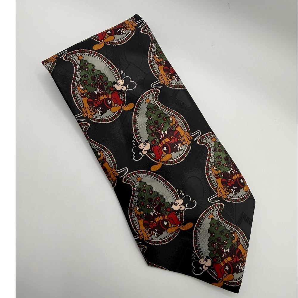 Disney Mickey Unlimited Tie OS Christmas Mickey Pluto Paisley Retro Holiday Tie